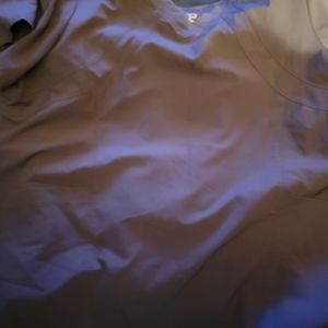 scrubs sizes 2x to 4x a couple 5x pants